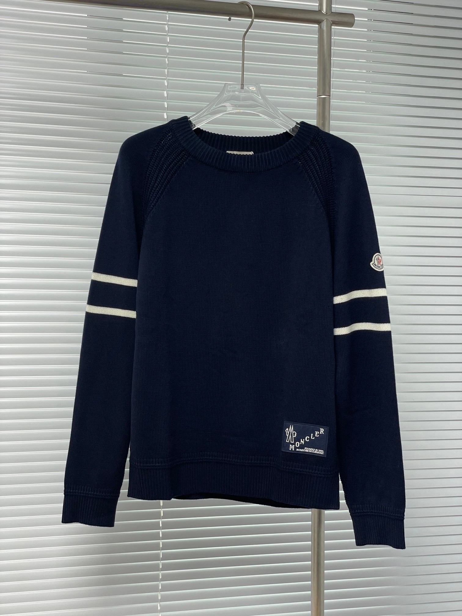 wg.luxury- 7o9385r 2colour item:D-F409I0436-2
